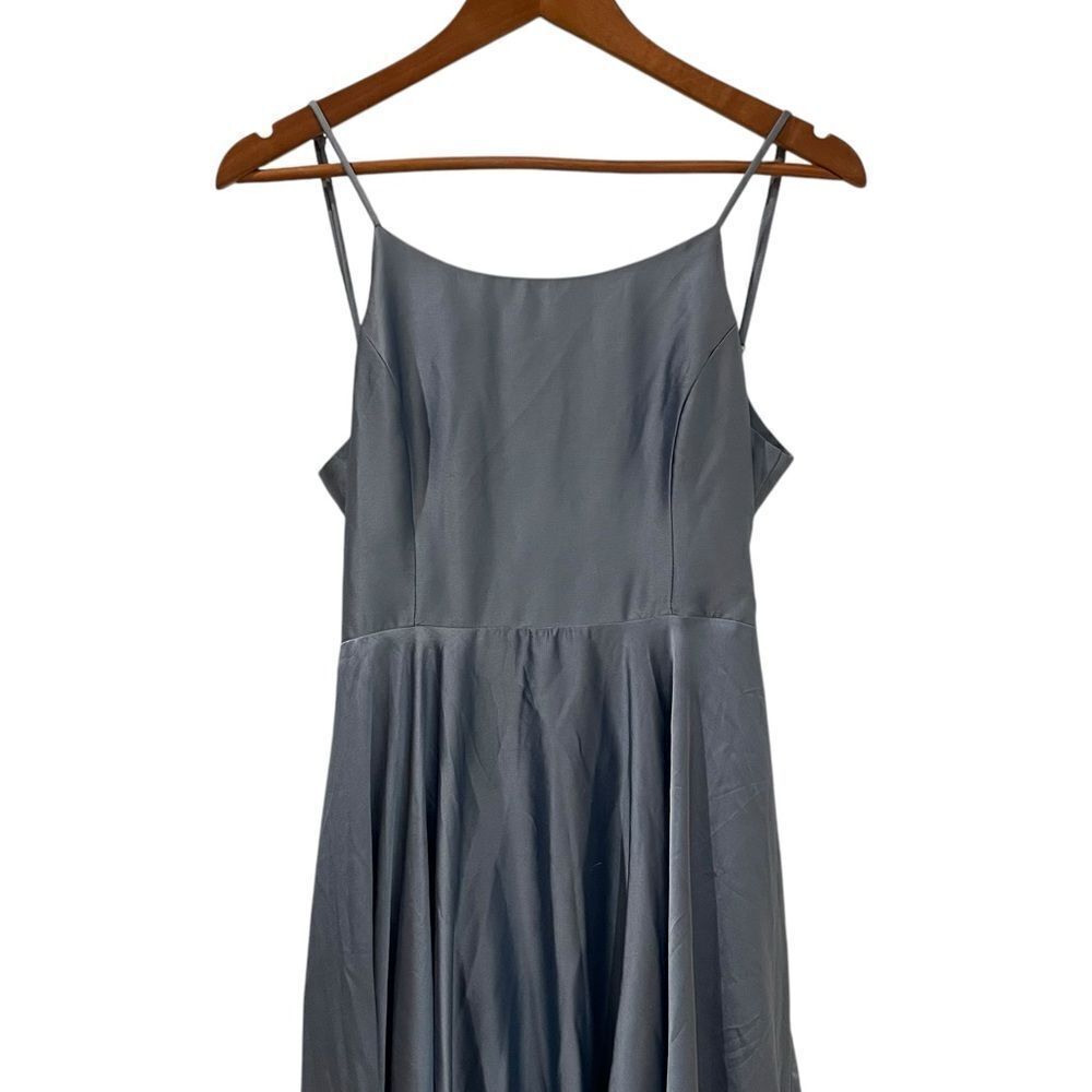 Lulu’s light blue flowy dress. Size medium - Picture 2 of 11
